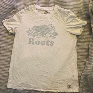 cute roots tshirt! size M